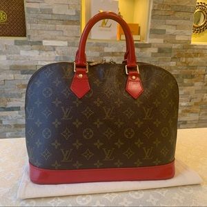 SOLD Louis Vuitton Alma Handbag❤️